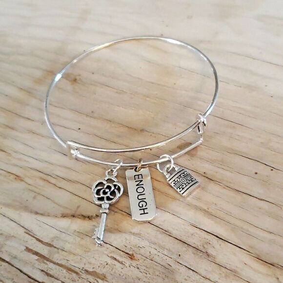 custom made by Sandra Jewelry - Bracelets by Sandra silver tone adjustable, enough